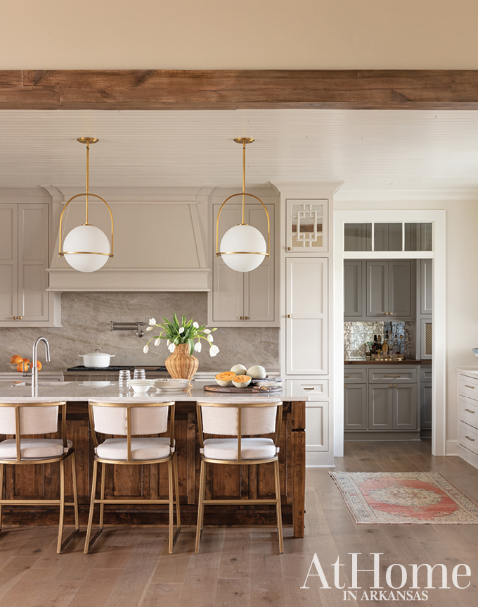 athomearkansas's tweet photo. The possibilities are endless when you build from the ground up! Check out how three homes in Arkansas make the most of the chance to personalize: 
https://t.co/R7Ih4ooRWO https://t.co/vKRQkni9Dk