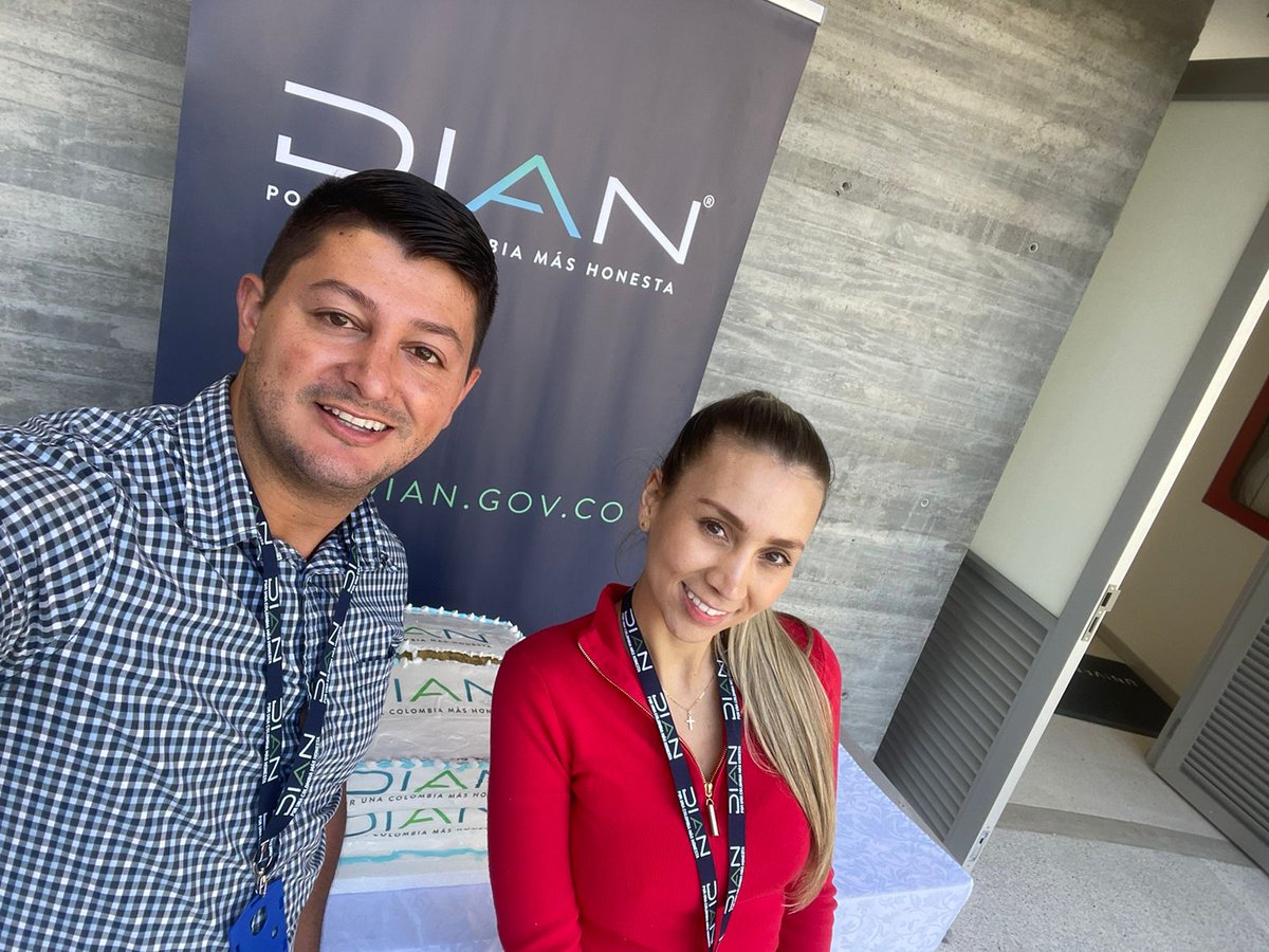 ¡¡¡ ESTAMOS MODO CELEBRACIÓN !!!
La Dirección Seccional de Impuestos y Aduanas de MANIZALES celebra el 29 aniversario de la Dian.

#YoSoyDian 
<a href="/DIANColombia/">DIANColombia</a>
