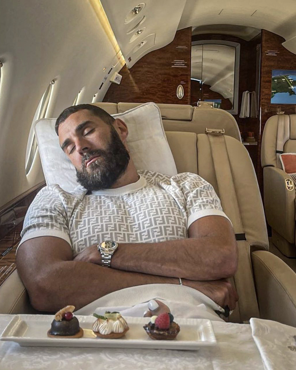 GOAL on X: "Karim Benzema sleeping easy after a season of giving defenders  nightmares 💤 📸 @Benzema https://t.co/YuUjrZMNm3" / X