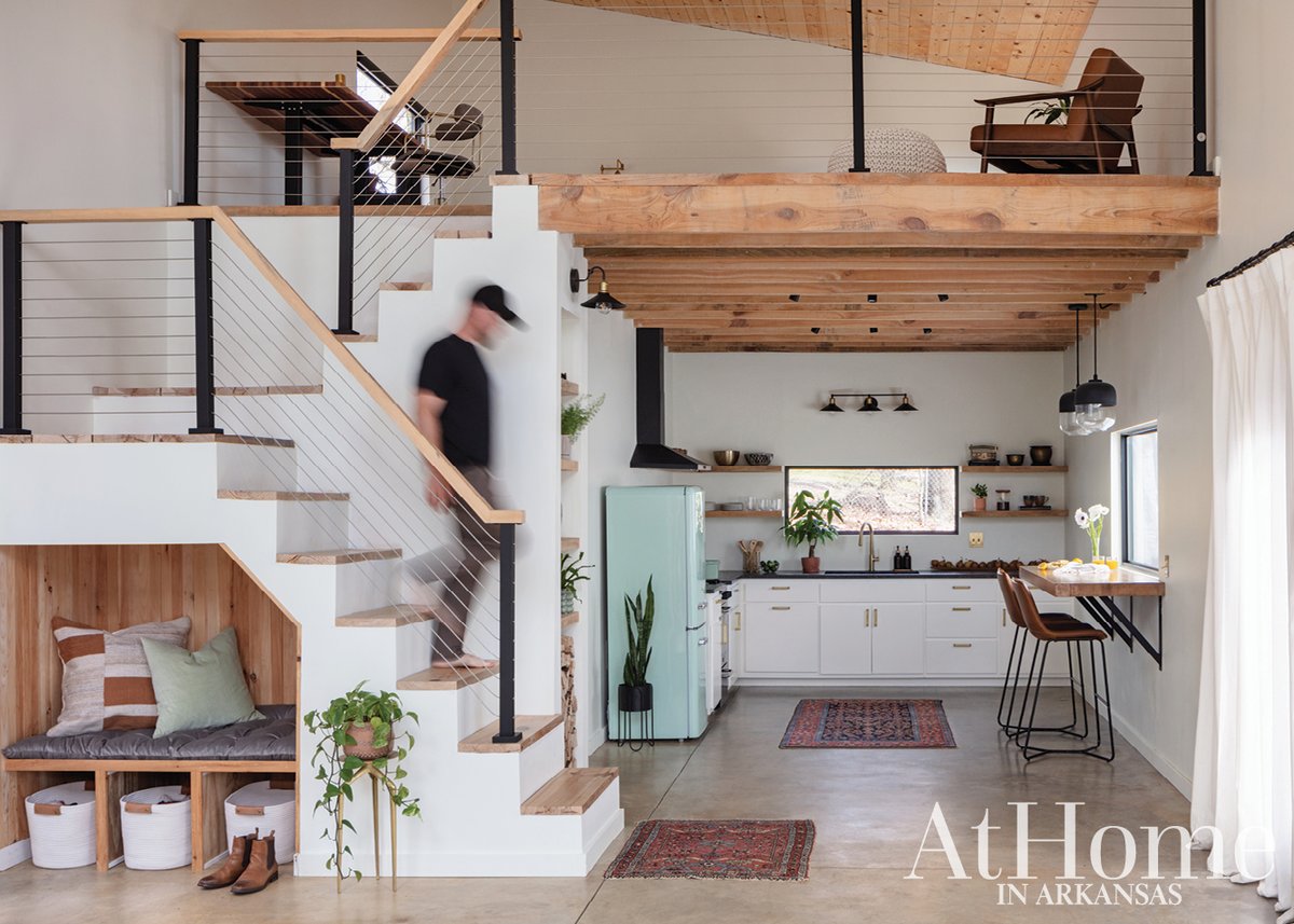 athomearkansas's tweet photo. The possibilities are endless when you build from the ground up! Check out how three homes in Arkansas make the most of the chance to personalize: 
https://t.co/R7Ih4ooRWO https://t.co/vKRQkni9Dk