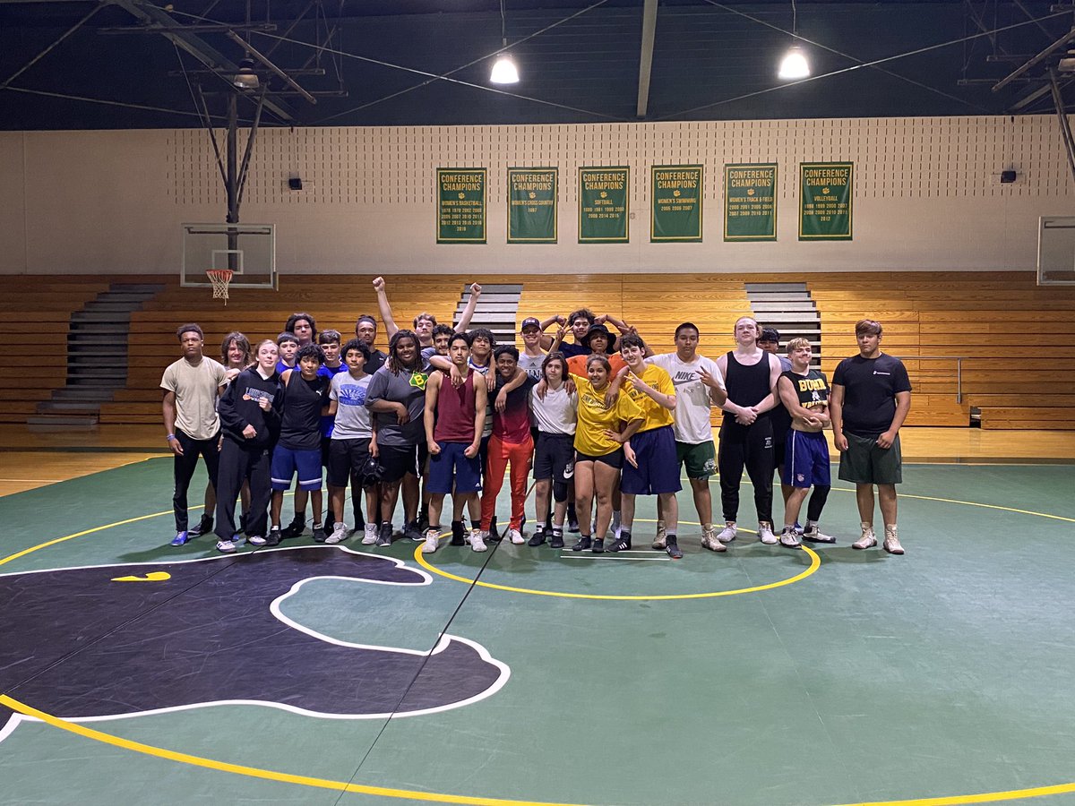 coachHaake's tweet image. Shoutout to @louisburg_wrest for coming out to Bunn today. Lots of great talent growing here in Franklin county! Can’t wait till the season. #Bunn #brickedup #Family #NWO #cribbs #revengetour23