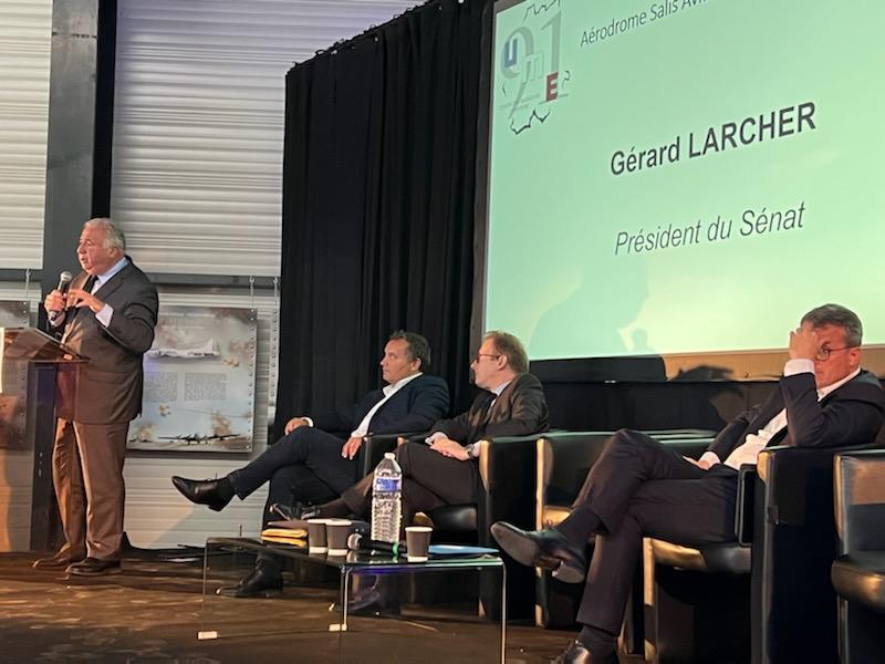 JocelyneGuidez's tweet image. #UME
Les maires rassemblés ce soir à l'AG @UnionMaires91 
Autour de @FrVigouroux, président de l'UME.
Intervention de Valérie Masson-Delmotte du haut conseil pour le climat.
En présence @gerard_larcher toujours prêt à défendre les communes.