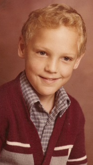 glosbrummie's tweet photo. Me, in the 70's, rocking that knitted cardigan!
#ThrowbackThursdays #RockingThatLook #Trendsetter #BeforeMadonnaWasFamous https://t.co/BI0hhC2Efh