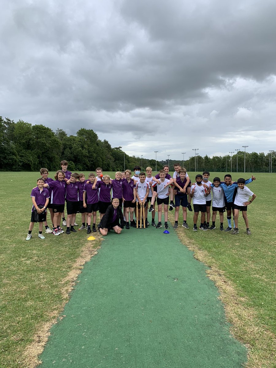 StJoesRCpe's tweet image. What an exciting end to our first year 7 cricket fixture defeating @PEchepstow1 by 13 runs. An excellent display of striking and fielding shown from both sides as well as boys growing in confidence in their first ever matches👏🏼🏏 Proud as always 💙