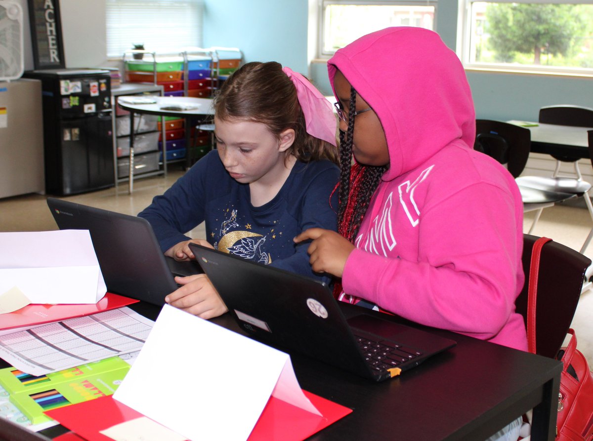 Lebanon Community School District tweet media