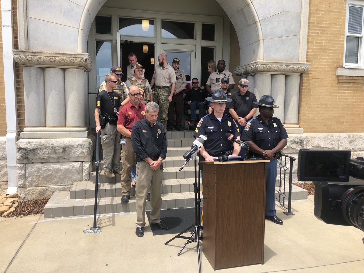 NOW: Update on the shooting of 2 Bibb County deputies. We are hearing from <a href="/ALEAprotects/">Alabama Law Enforcement Agency</a> and Bibb County Sheriff Jody Wade <a href="/CBS_42/">CBS 42</a>