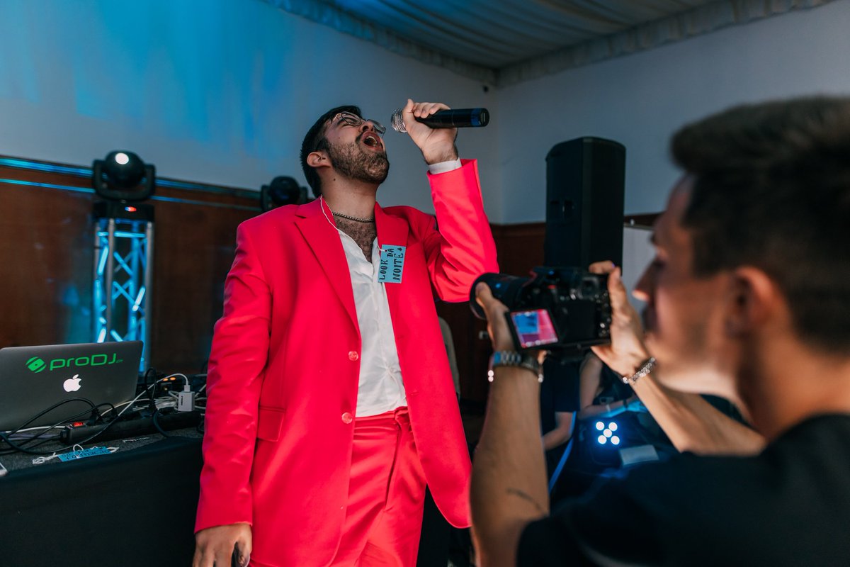 more PROM moments..🕺
