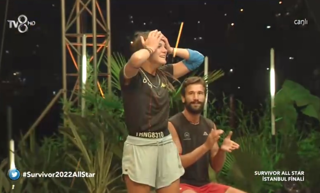 Survivor All Star Şampiyonu NİSA oldu. Tebrik ederiz.
ŞAMPİYON NİSA