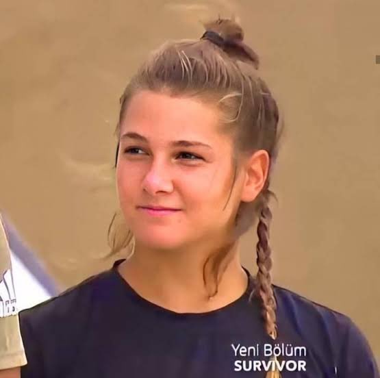 tinercimayki's tweet photo. yarışmalarda rezalet performans sergileyip aylar önce elenmesi gerekirken haksız yere şampiyon olan dünyanın en vizyonsuz insanı
#Survivor2022AllStar https://t.co/li3dDZt3CW