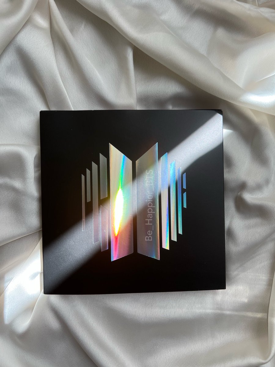 BE_Happier_BTS's tweet photo. Proof Compact GA ✨
- unsealed, No PC. Will include other unofficial freebies (: 

🦋 RT &amp; be a follower to enter. 

Ends July 15th. Worldwide, one winner. https://t.co/EBtFHoAJNu