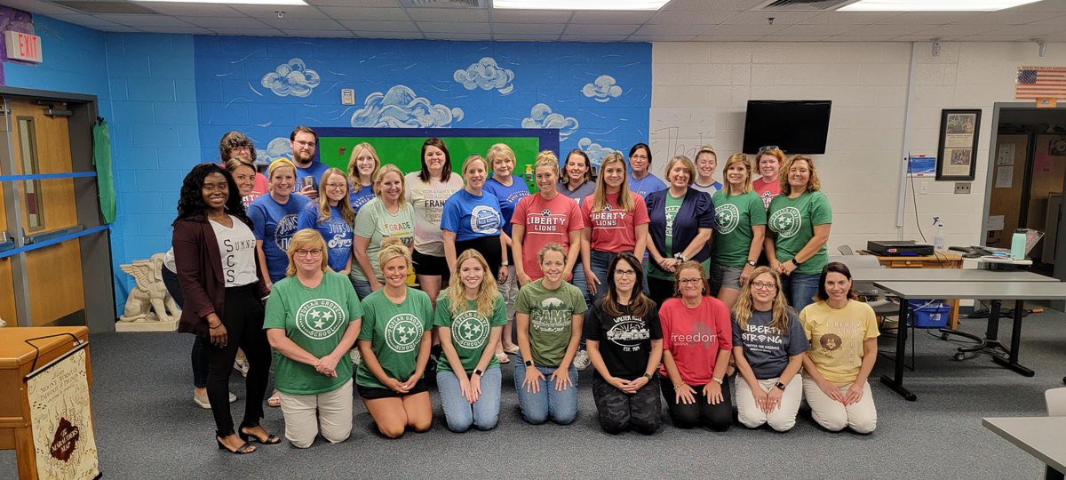 Gina Looney tweet media