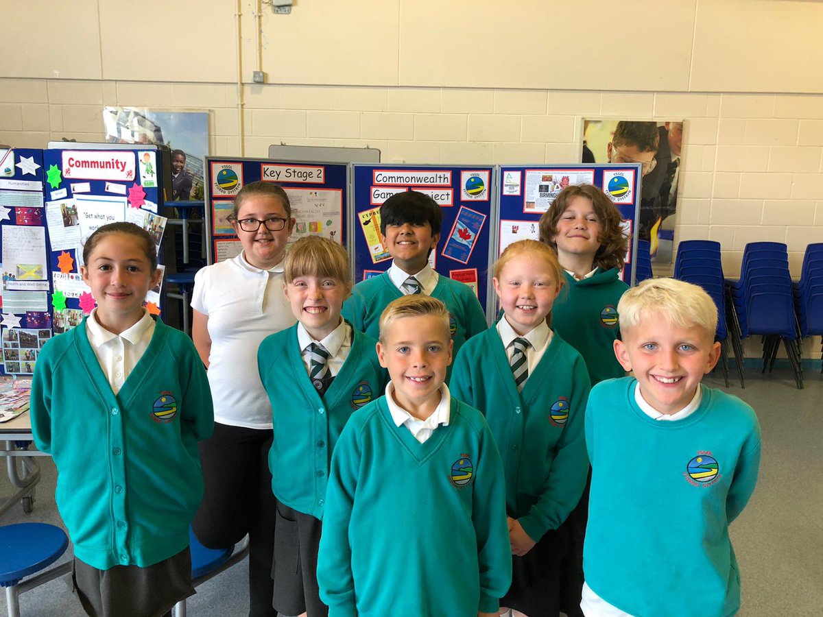FforddDyffryn's tweet photo. Very proud of this group of young learners who showcased our Commonwealth Games project work at this morning’s cluster event @ysgoljohnbright #ClusterCollaboration #curriculumforwales https://t.co/2Ucs5py3f9