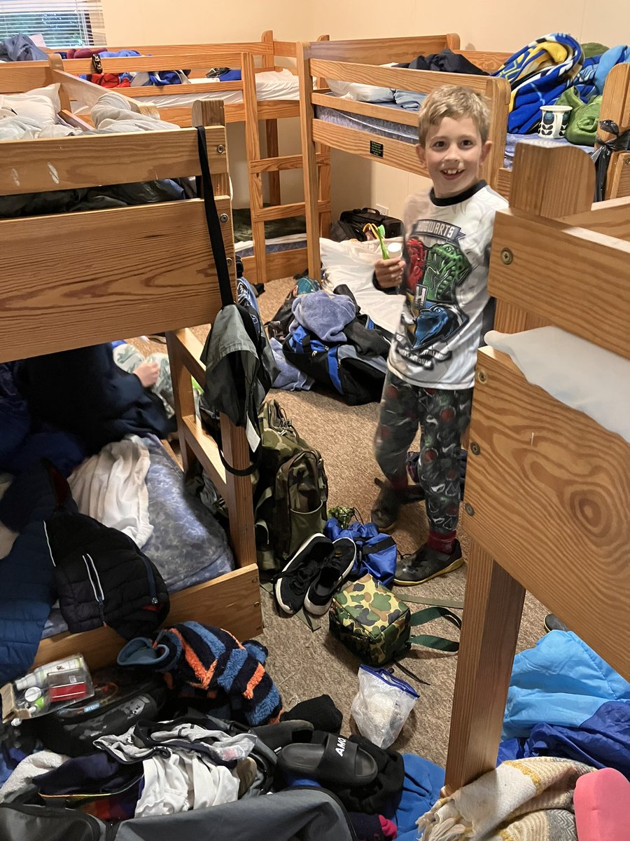 Abbieactive's tweet photo. The boys have tidied their rooms… 😆Miss, where’s my toothbrush?! @alvertonschool https://t.co/12cAhX7kUx