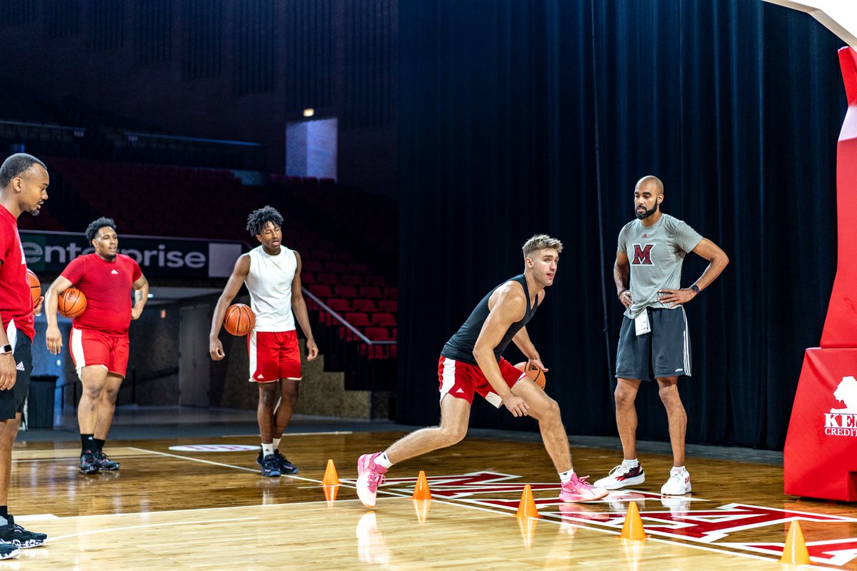 Miami Men’s Basketball (@miamioh_bball) on Twitter photo Back to 𝙬𝙤𝙧𝙠, getting ready to 𝙥𝙡𝙖𝙮‼️
<a href="/mosafford/">morgan Safford</a> <a href="/JavinEtzler32/">Javin Etzler</a> <a href="/mitchellrylee1/">Mitchell</a> <a href="/morris_jaquel/">Jaquel morris</a>
#RiseUpRedHawks Back to 𝙬𝙤𝙧𝙠, getting ready to 𝙥𝙡𝙖𝙮‼️
<a href="/mosafford/">morgan Safford</a> <a href="/JavinEtzler32/">Javin Etzler</a> <a href="/mitchellrylee1/">Mitchell</a> <a href="/morris_jaquel/">Jaquel morris</a>
#RiseUpRedHawks