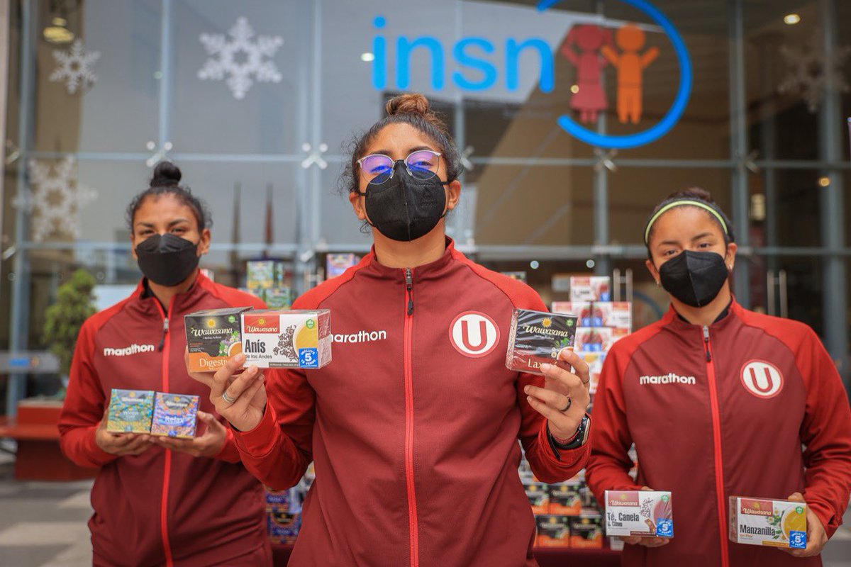 Wawasana_Peru's tweet photo. ¡Queremos a nuestras Wawas Sanas! Por eso, las "Leonas" de @FutFemeninoU @Universitario y @Wawasana_Peru nos unimos para llevar bienestar a los pequeños pacientes del @INSN_oficial que cada día pelean con garra para salir adelante. ¡Este partido lo ganamos jⓊntos! https://t.co/6RfRSexViY