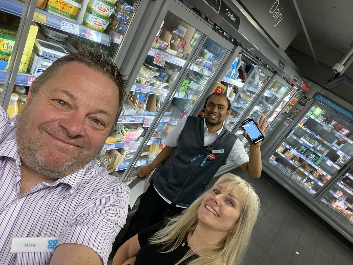 Tonight brings #colleagueSafety visits across Essex and East London supported by our risk officer <a href="/Vicky66405051/">Vicky</a> . Good to listen to colleagues concerns and try to help with a little advice. #ItsWhatWeDo