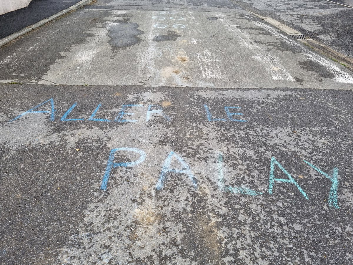 Merci pour les encouragements!