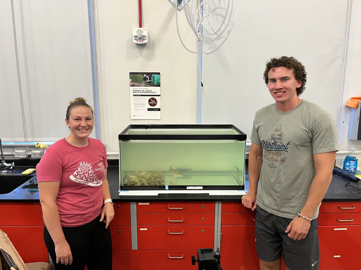 PintorLabOSU's tweet image. ⁦Thank you ⁦@stonelab⁩ for supporting ⁦@PintorLabOSU⁩ &amp;amp; ⁦@GrayFishLab⁩ students Noel &amp;amp; Mike (&amp;amp; our budding scientists) on our new project looking at effects of climate change stressors on bass-goby intxns!⁦@OSUEnvironment⁩ ⁦@CFAES_OSU⁩