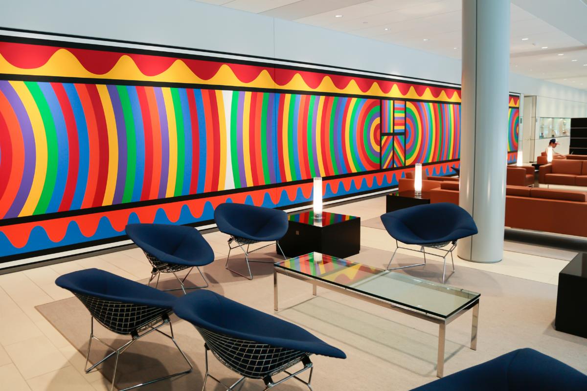 Some downlights and wall wash fixtures illuminating this colorful Sol Lewitt mural at the Yale School of Management. To see what other cool projects we have been apart of head over to our gallery. pathwaylighting.com/projects #ledlighting #lightingdesign #modernart