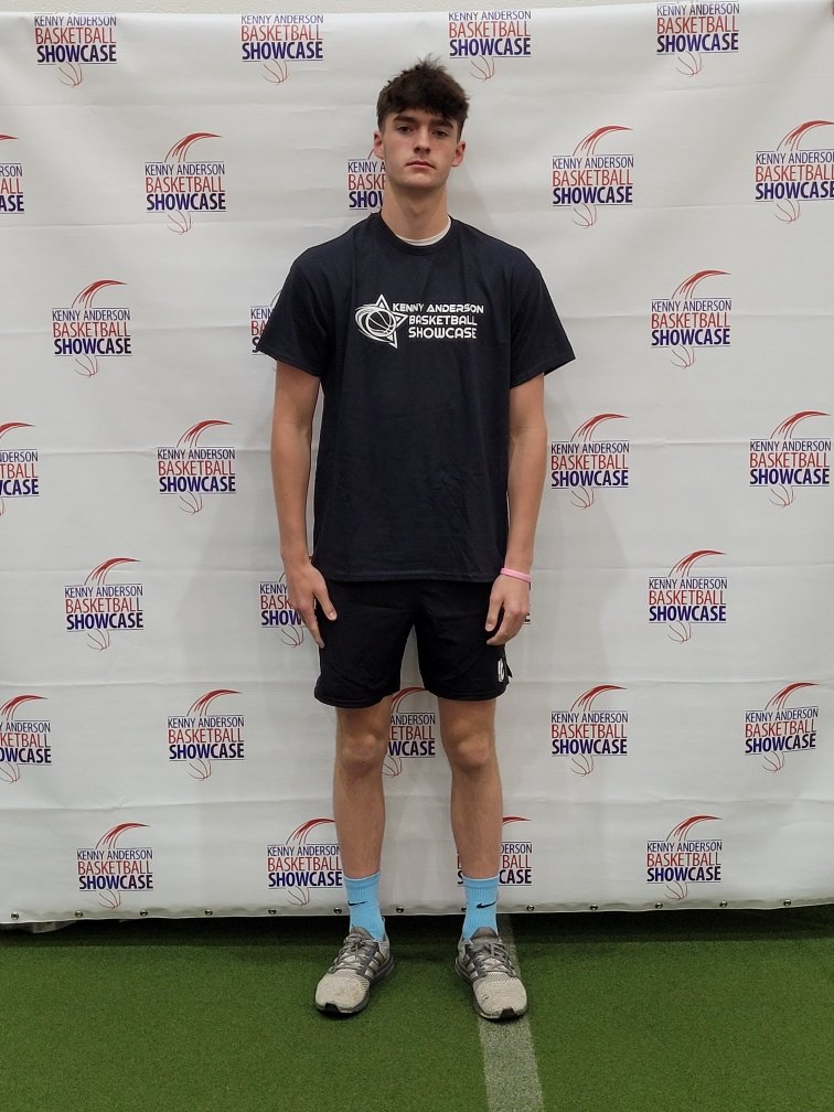 iancle1's tweet photo. 6'4 2024 F @_Dane_Schutter is gonna be a PROBLEM in a few years at the #collegebasketball level 👀💯 #collegehoops coaches PLEASE DON'T SLEEP ON HIM. #hegotgame @TweetsbyCoachP @CoachNoelroman @chibbs_1 @SmushParker21 https://t.co/URxuyrtlPH