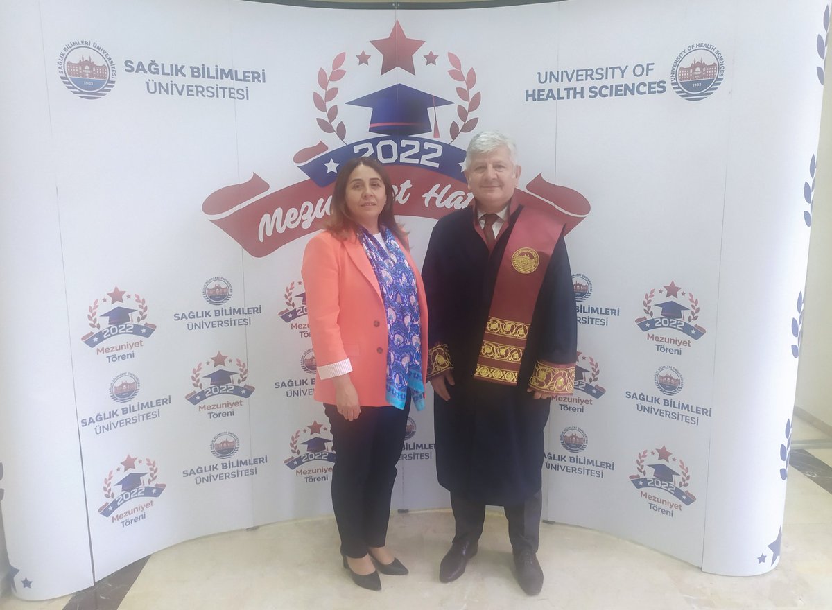 apolatduzgun's tweet photo. Büyük emekleri olan başta Sağlık Bilimleri Üniversitesi Rektörü Sn. @Cevdet_Erdol'e, Gülhane Tıp Fakültesi Dekanı Sn. @m_ali_gulcelik'e ve kıymetli öğretim üyelerine teşekkürlerimi sunuyorum.
@tcbestepe 
@sbuedutr 
@GulhaneTip https://t.co/sS6MOC3ddi
