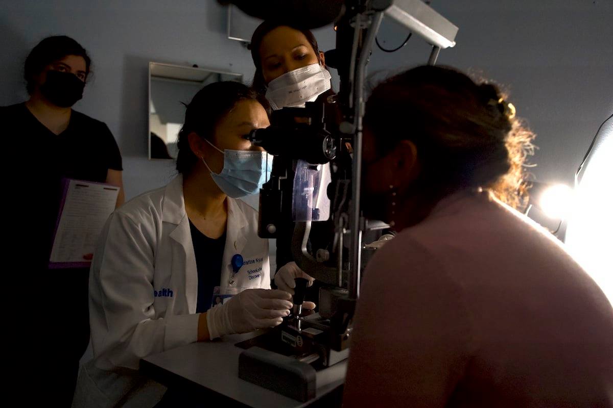 UCI_OIG's tweet photo. We recently hit the 1-year anniversary of our partnership with @RetinaGlobal1 and the Orange County Eye Project, where medical students in our interest group have helped evaluate and treat patients in need of ophthalmic care. We hope to continue this awesome work in the future! https://t.co/FzKe2CeOcq