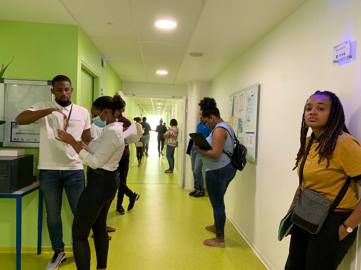 #Skillfor a organisé un #JobDating sur son Campus aujourd’hui !

Une centaine de candidats motivés avec des profils intéressants ont rencontré une cinquantaine de recruteurs. Certains font le choix de l’apprentissage pour la première fois !