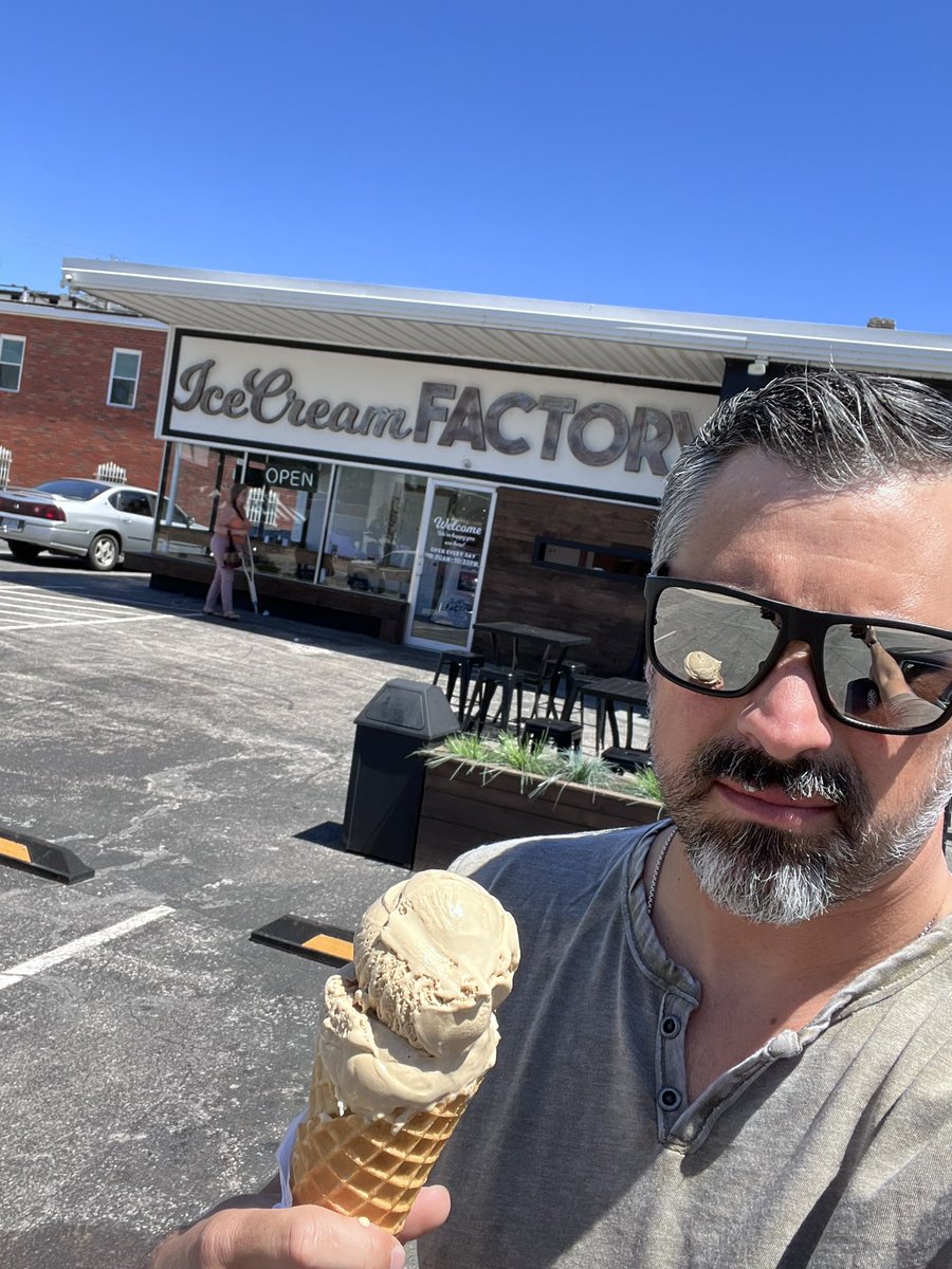 How do you properly celebrate @GovParsonMO signing your bill to eliminate an arbitrary &amp; burdensome licensure for companies that sell or manufacture frozen desserts? #coffeflavor