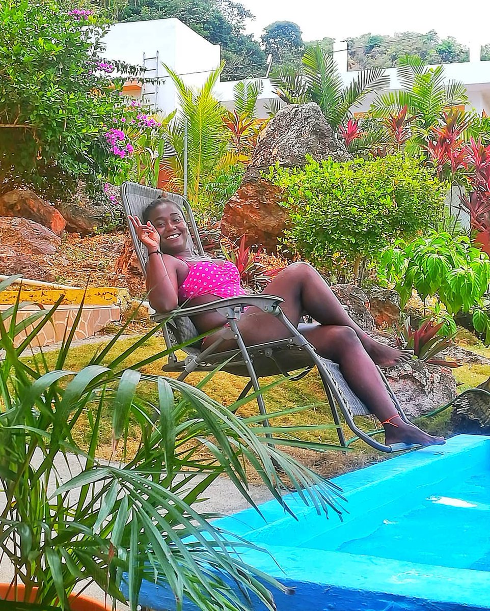 tabogapanama's tweet photo. Hotel Cerrito Tropical Eco Lodge in #Taboga
@BBHotelPanama
Hotel with 7 rooms, is the natural choice for your tropical vacation.
Located on a quiet hill with a beautiful view from the shaded shared outdoor balcony (private balcony available).
Small pool.#smallpool
#tabogapanama https://t.co/4swQXRwXqa