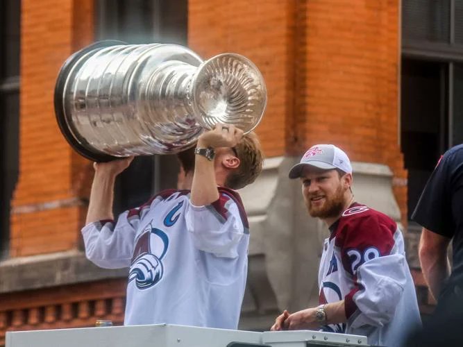 DenverGazette's tweet photo. View more photos from our reader submissions here:
https://t.co/bDSxGIckcz
#StanleyCup #Avs #AvsParade https://t.co/KTCV6TMosG