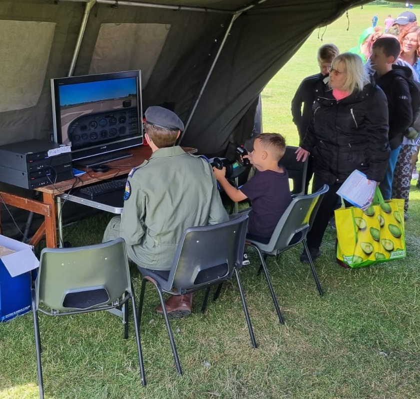 451SqnATC's tweet photo. On Sunday, staff and cadets from 451 Sqn, along with other squadrons from West Mercian and Staffordshire wings attended Armed Forces Day at @himley.hall. It was a great day, with a fantastic turnout. https://t.co/wVF9cEvYKP