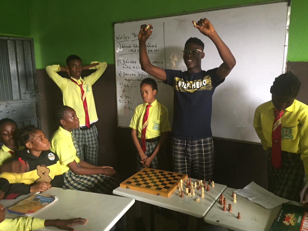 IKORODUCHESS's tweet photo. Chess takes ages to learn, but a lifetime to master
Ikorodu chess club encouraging chess/Scrabble in Noble Star college @Tunde_OD @IkoroduB @chessinslums @schoolinstreet https://t.co/aeZtr4Aq8N