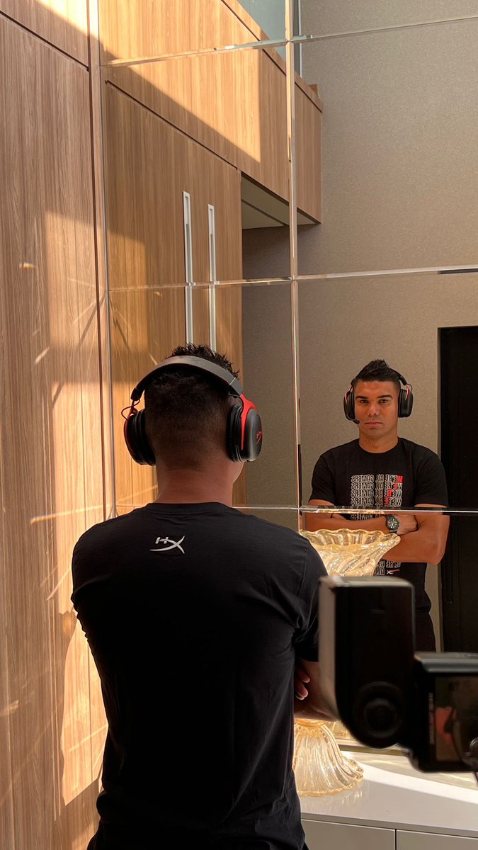 Casemiro's tweet photo. Vem novidades da @HyperXBrasil por aí….! 👀

#️⃣ #HyperX #FamiliaHyperx https://t.co/s6ucngmEpI