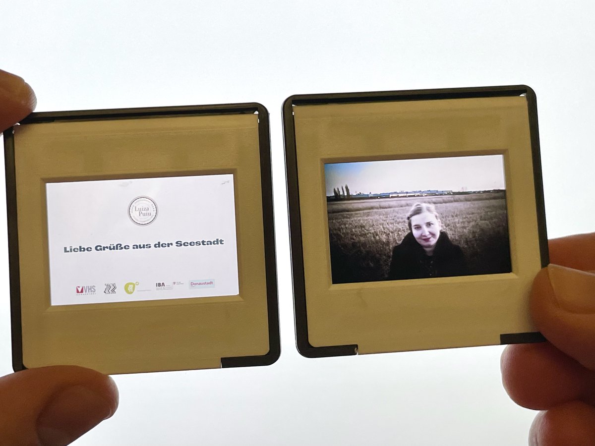 Die Dias sind da ❤️ Am kommenden Montag um 19 Uhr zeigen wir euch die Vergangenheit und Gegenwart der Seestadt in der VHS Kulturgarage: luizapuiu.com/fotoausstellun…