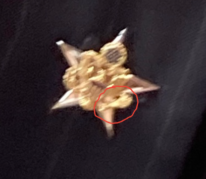 hanoiXan's tweet photo. @sarahrlnrd It appears to be the symbology of the Great Seal, jacked up for #putinsGOP with homages to the power of the Star Chamber, abducting serpent(s) and what appears to be a leg of Baphomet or Zuul, or a KFC drumstick- likely an homage to #defeatedFormerGuy. https://t.co/RlY8euuAap