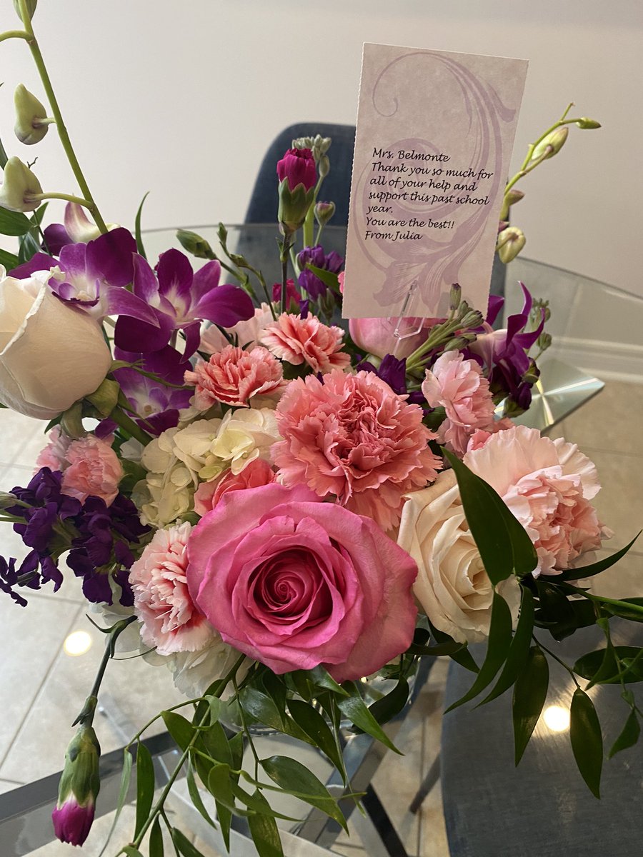 Just came home to this special delivery from a former student who this year taught <a href="/StAidan_CES/">St. Aidan DPCDSB</a>.  So proud of her!  If only she would call me by my first name!  I feel so old!  😝🤦🏻‍♀️