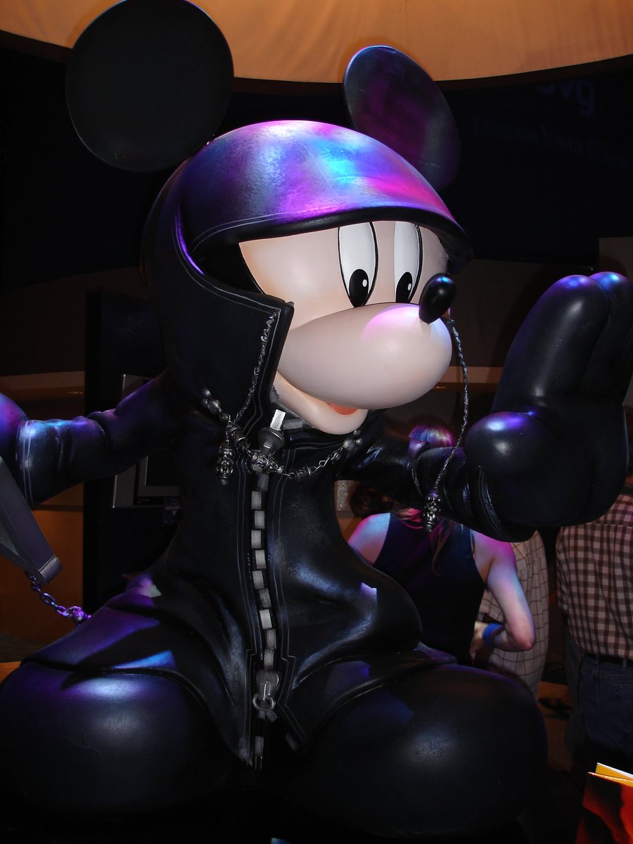 dail15_noctis's tweet photo. Kingdom Hearts II, booth 3  #E32005 #KH2 #KingdomHearts2 https://t.co/ZCNEVkIkKa