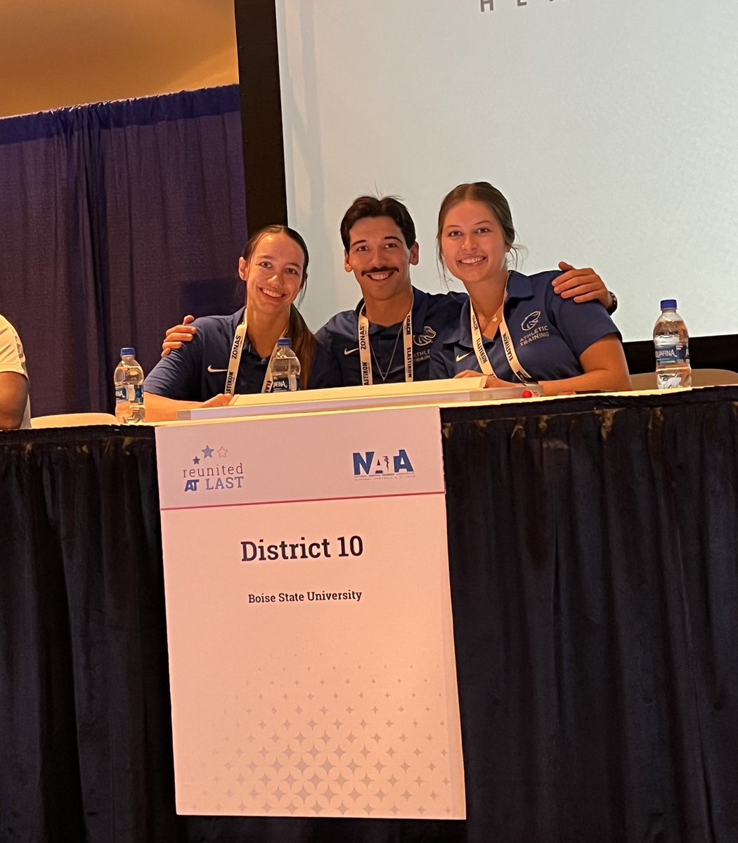 BoiseState_AT's tweet photo. Boise State University is representing District 10 in the National Quiz Bowl! 
@BoiseStateKine1 @BoiseStateCOHS #boisestatekinesiology https://t.co/c61Zj08DnP