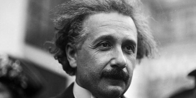 coherence_e's tweet photo. « N'essayez pas de devenir un homme qui a du succès. Essayez de devenir un homme qui a de la valeur. »
Albert Einstein https://t.co/Bwv0rYwFdB