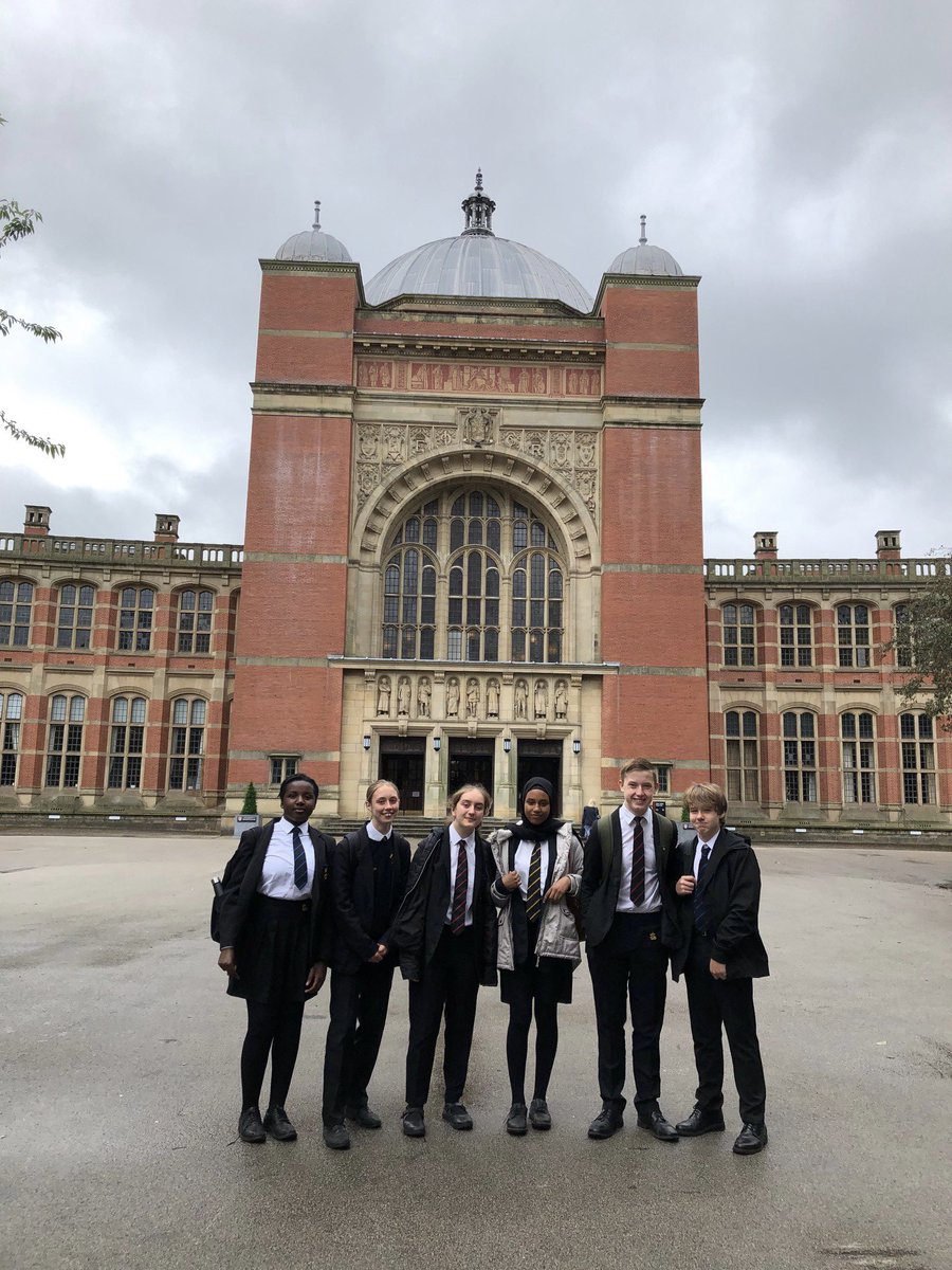 barrbeaconsch's tweet photo. Some of our amazing Yr8 pupils who have the highest praise points visited @unibirmingham this week to show off their knowledge in the Commonwealth Quiz winning the poetry round with a poem about diversity!!#proudtosucceed #beaconvalues https://t.co/JAGwj7D52l