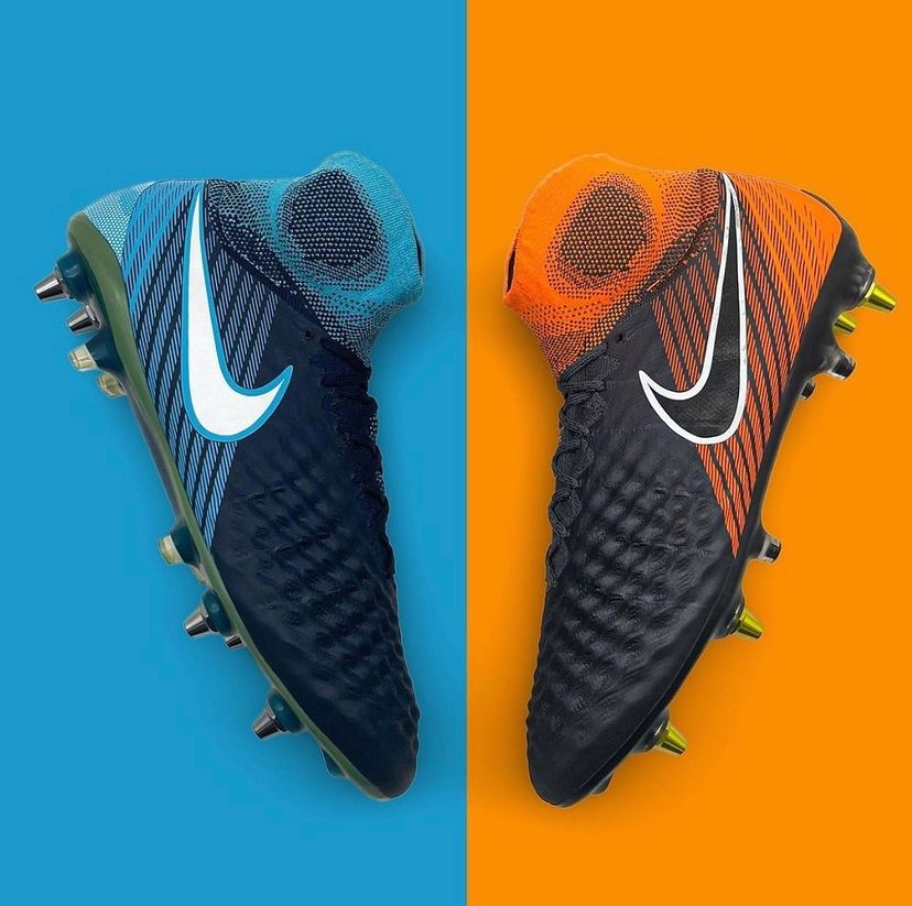 Nike MAGISTA Obra 2 🔵or🟠?

#footballboots #soccercleats #cleats #magistaobra #classicfootballboots