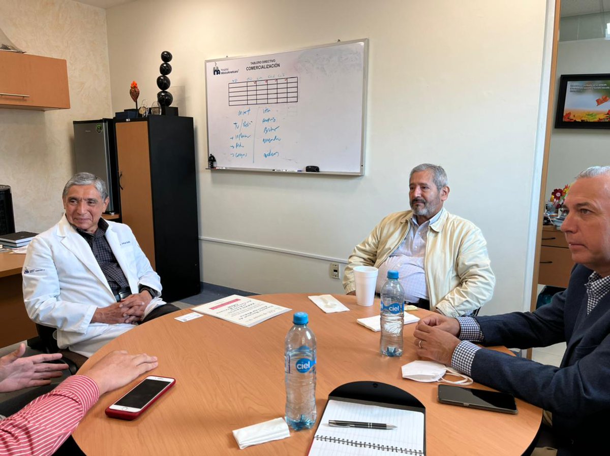 camejall's tweet photo. Reunión con el Dr. José Luis Solis Presidente de la Asociación de Hospitales Privados https://t.co/NlaYBW8CuK