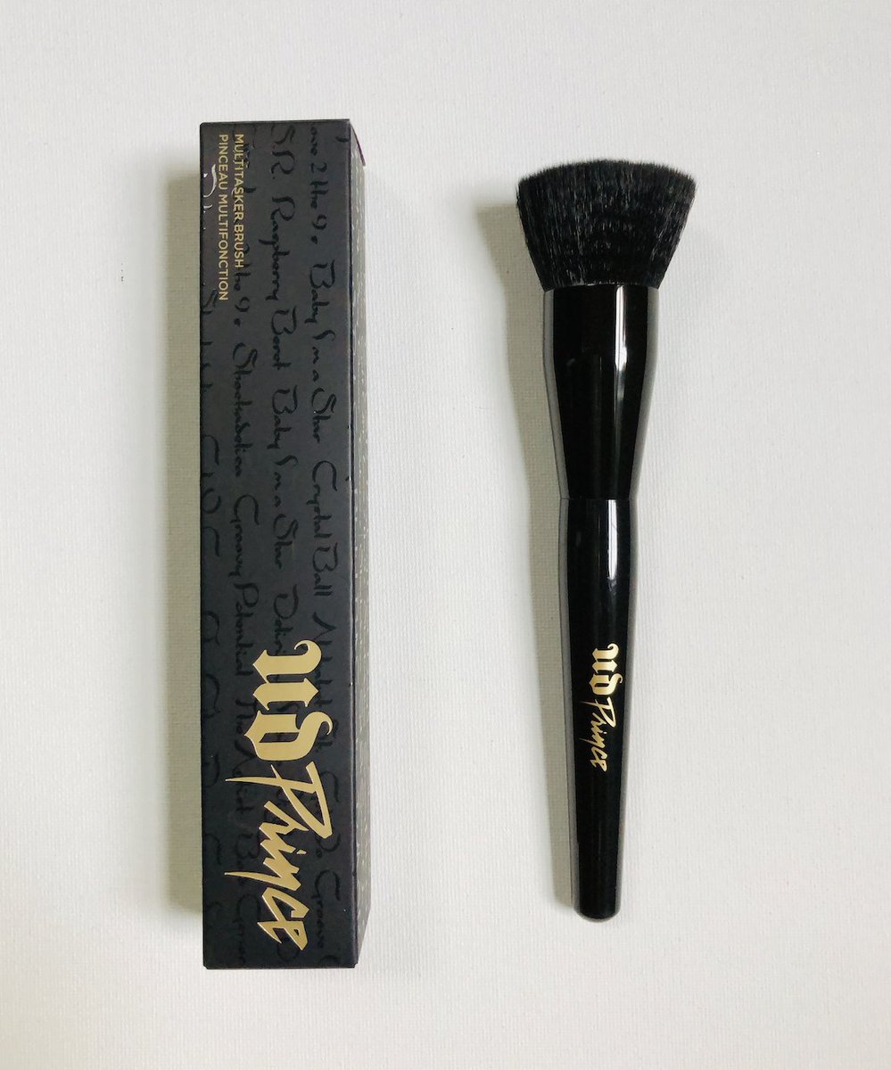 My next beauty Twitter Giveaway is this collector Urban Decay x Prince Multitasker Makeup Brush. To enter, follow <a href="/davelackie/">dave lackie</a> &amp; RT (ends 10/04) #win