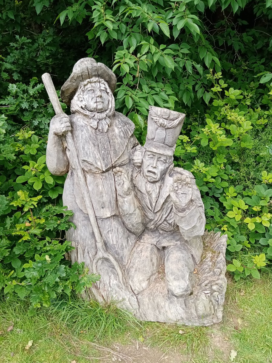 Welsh history! Smile🥰🥰
🏴󠁧󠁢󠁷󠁬󠁳󠁿❤️