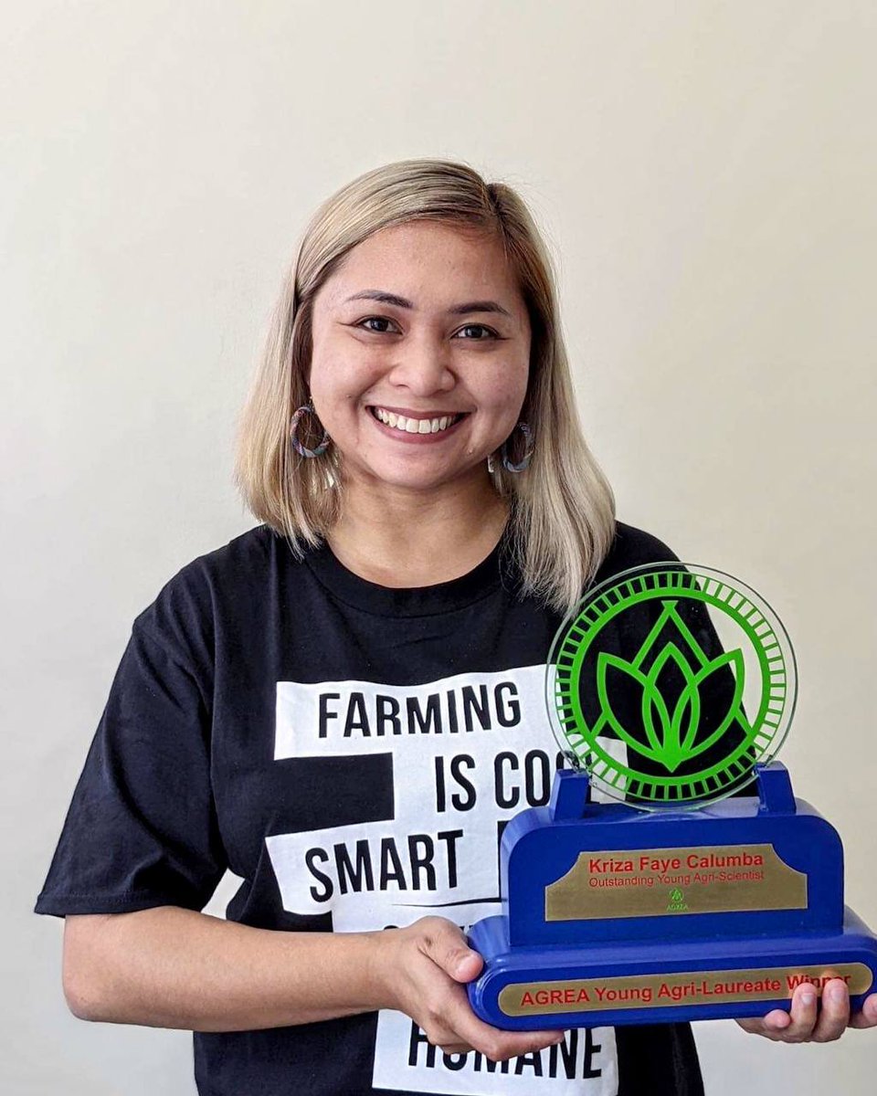 TGIF! Thank God It’s #Fulbright! 💙

Congrats to our 2017 Fulbright-CHED alumna Kriza Faye Calumba for bagging the YALA Outstanding Young Agri-Scientist from AGREA! Check her with her plaque in this photo. 

Congratulations Kriza!

#fulbrightph #exchangesmatter #exchangeourworld