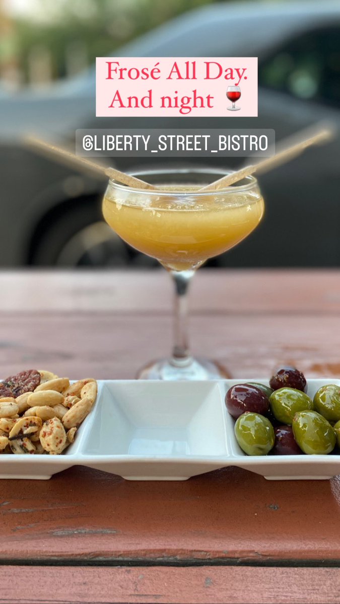 JulianaLoBiondo's tweet photo. Friday Junior on #LibertyStreet Newburgh. Shopping at Cream Newburgh and cocktails at Liberty Street Bistro 🍷 https://t.co/St55BK4CnV