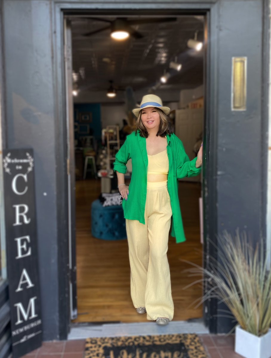 JulianaLoBiondo's tweet photo. Friday Junior on #LibertyStreet Newburgh. Shopping at Cream Newburgh and cocktails at Liberty Street Bistro 🍷 https://t.co/St55BK4CnV