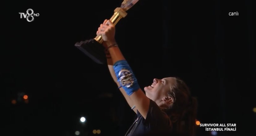 herkes nagihan sema merve sampiyon olamadı nisa mı olcak dediler..nagihan merve sema ve daha nicelerinin olduğu 3 sampiyon 4 finalistin olduğu All Star sezonunda 12 yılın ardından kadın şampiyon, tek all star kadın sampiyonu oldu
#survivor2022allstar 
#Survivor2022allstar