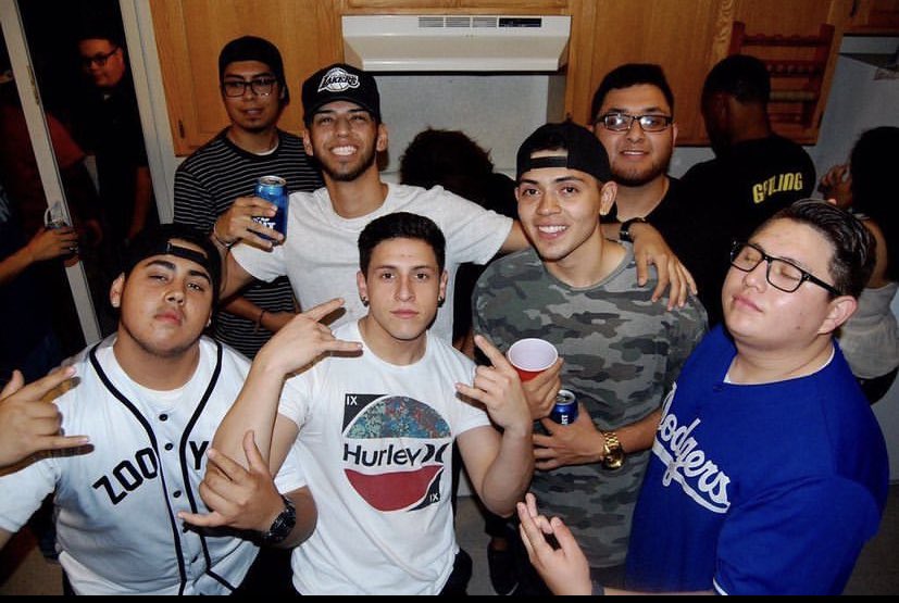 jessemoralesss's tweet photo. @bookie_56 LIT ASS NIGHT BRUH https://t.co/H0JyBV3Gem