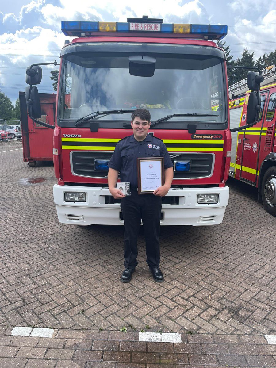 intelligas's tweet image. 4 months ago Josh left the comfort of our warm workshop to start his 16 week @HIWFRS_LandD #firefighter training course. We’re super proud to share this moment of celebration today as he graduated his course. Well done Josh. What an achievement. @HantsIOW_fire